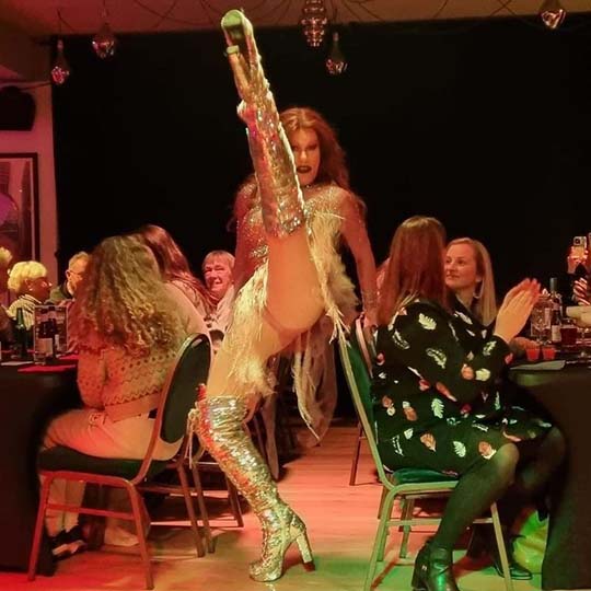 Excursion-Expert-Amsterdam_540x540_Dragqueen-Dinner-Show_02