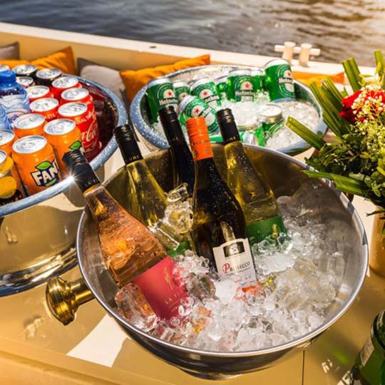 Excursion-Expert-Amsterdam_540x540_Shared-Open-Boat_03