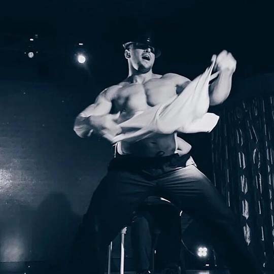 Excursion-Expert-Amsterdam_540x540_Strip-Dinner-Magic-Mike_01